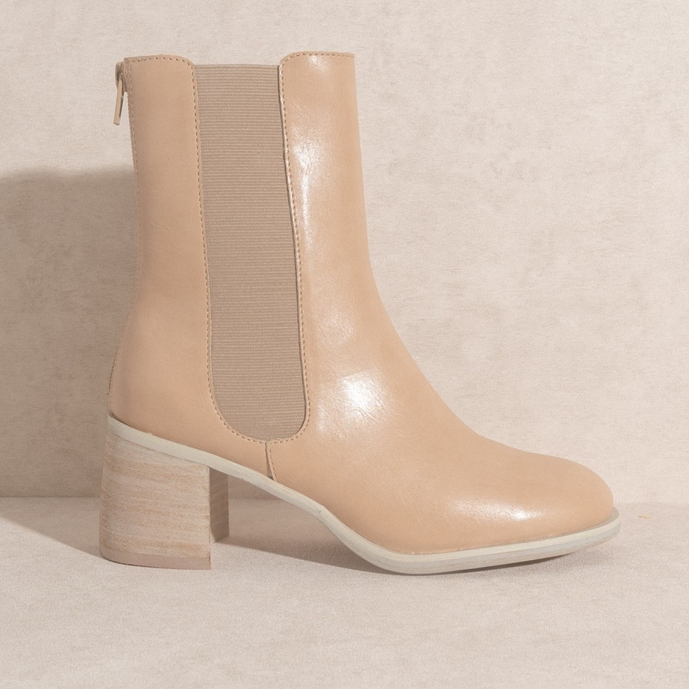 Cora ankle booties nude
